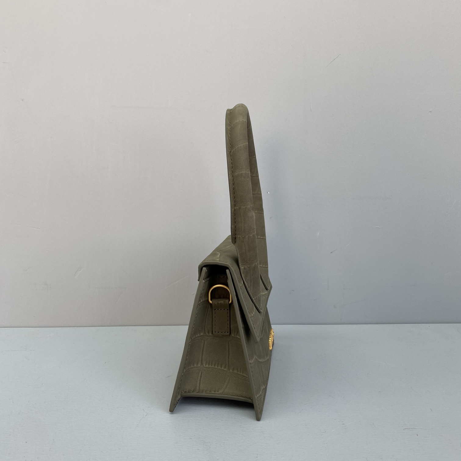 JACQUEMUS SMALL Le Average Chiquito Crocodile Leather Dark Green 213BA02 18 x 15.5 x 8 cm