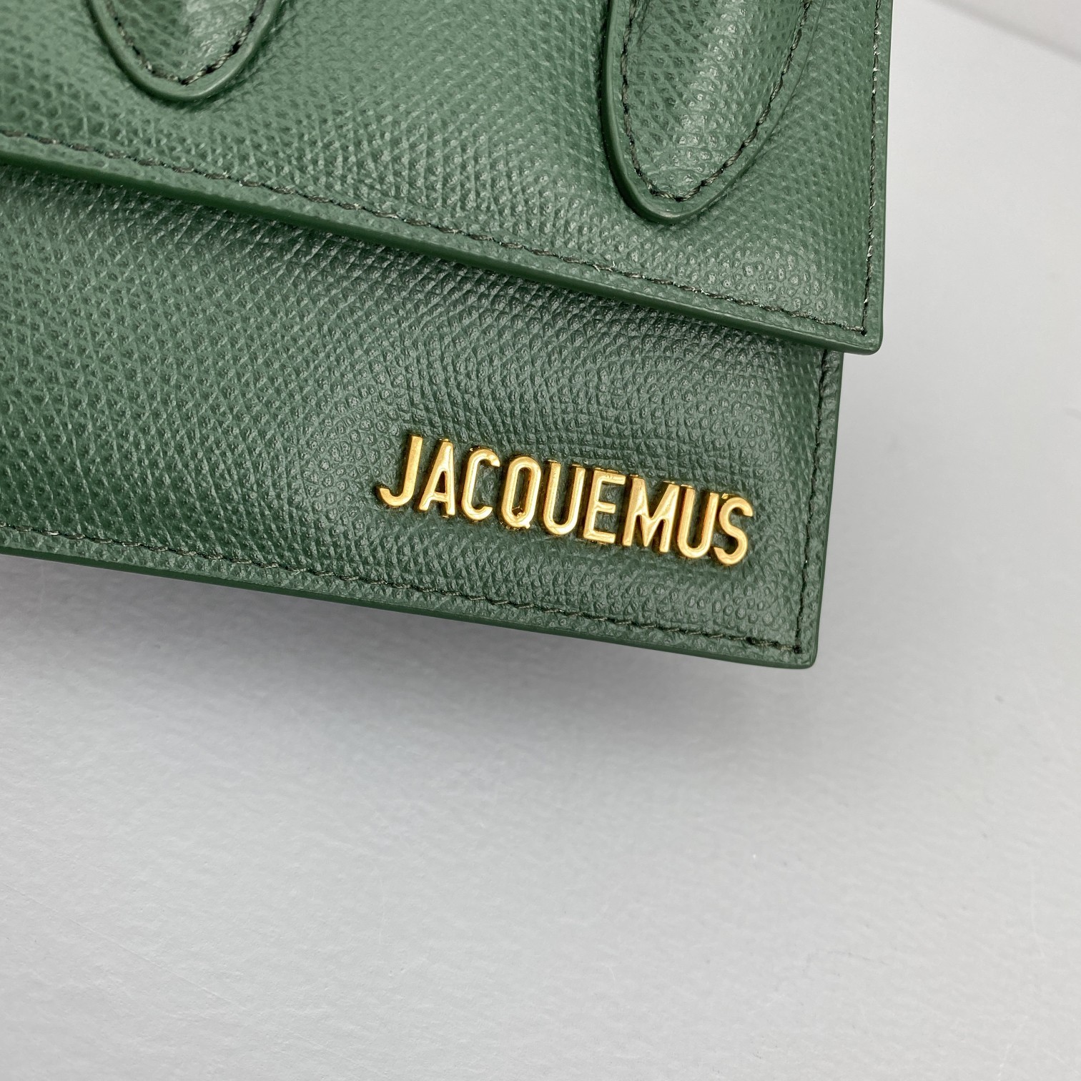 JACQUEMUS LE CHIQUITO Mini Leather Bag Green 213BA01 12 x 8 x 5 cm