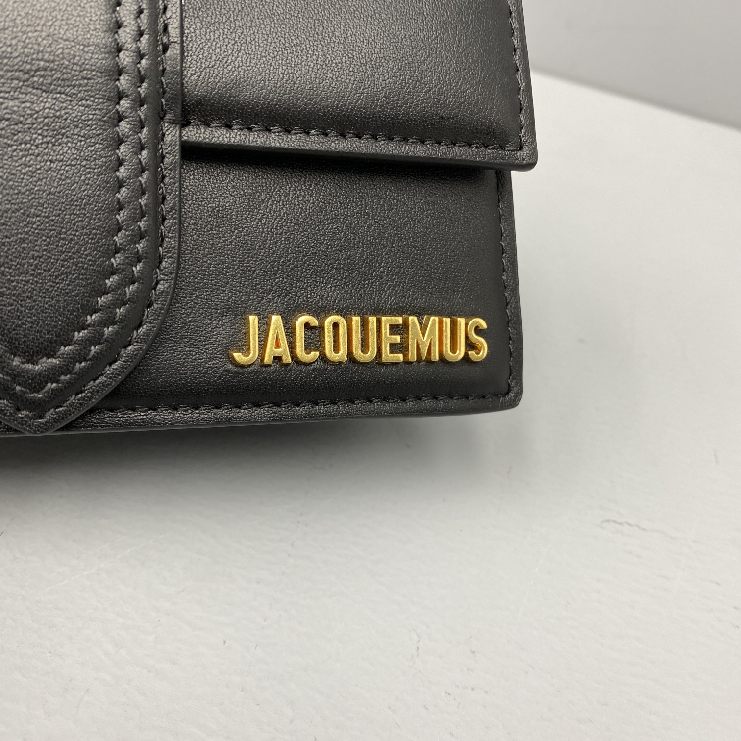 JACQUEMUS SMALL Le Bambino Leather Black 213BA06 18 x 6 x 7 cm