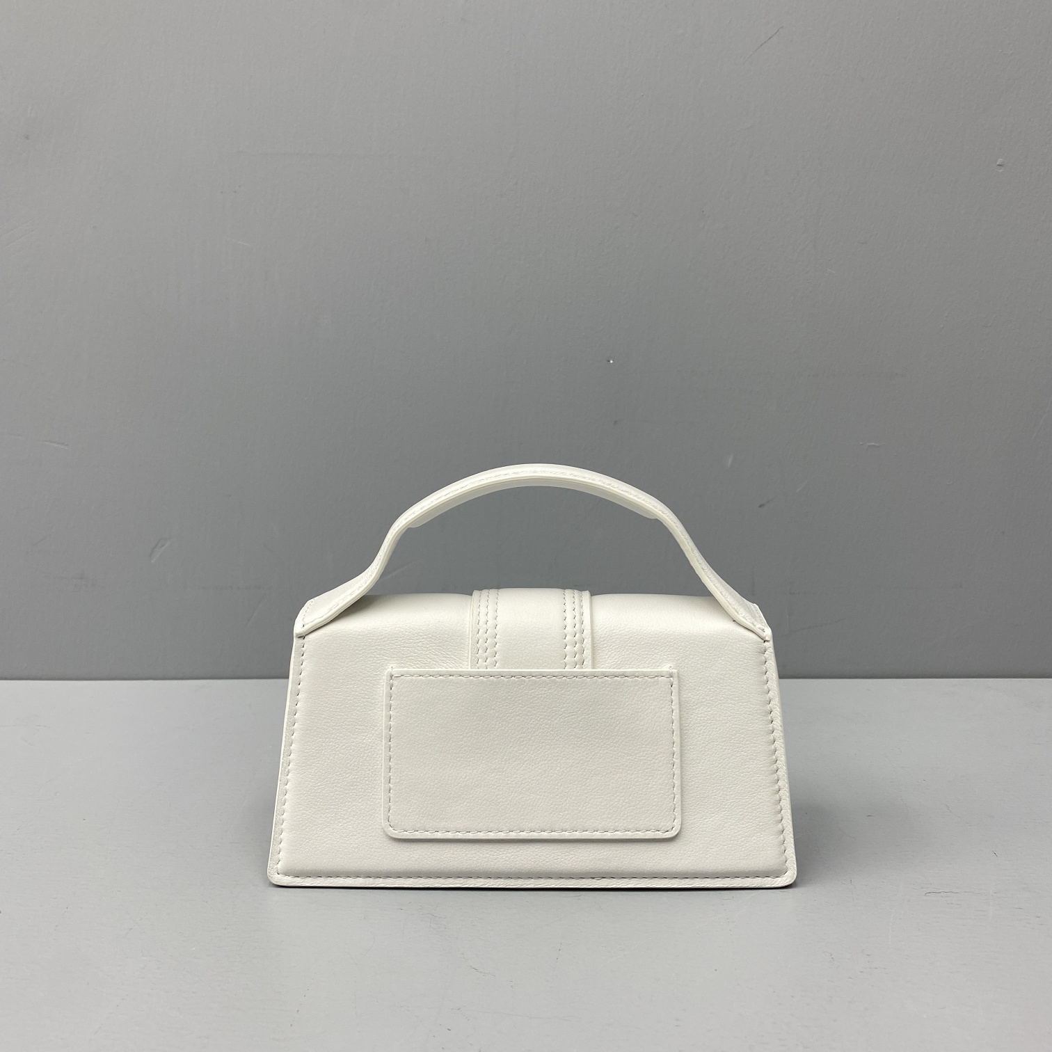 JACQUEMUS SMALL Le Bambino Leather White 213BA06 18 x 6 x 7 cm