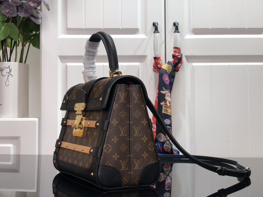 l0vis Vvtt0n trianon pm monogram canvas m45908 21 x 18 x 11 cm