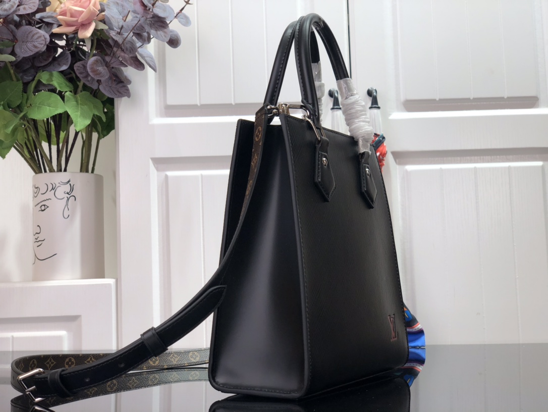 l0vis Vvtt0n sac plat bb epi leather black m58660 25 x 18 x 10 cm