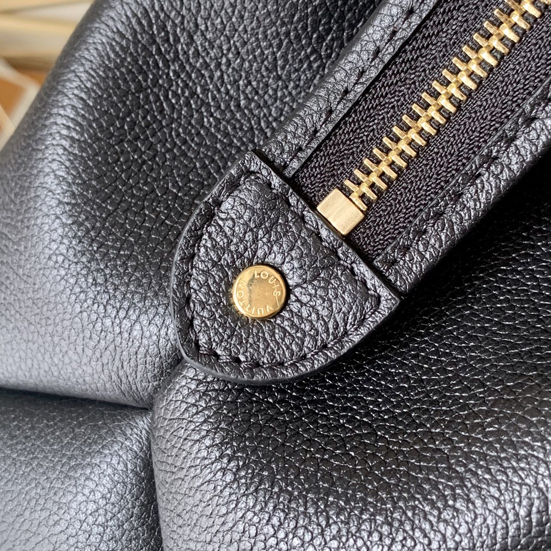 l0vis Vvtt0n grand palais monogram empreinte leather black m45811 34 x 24 x 15 cm