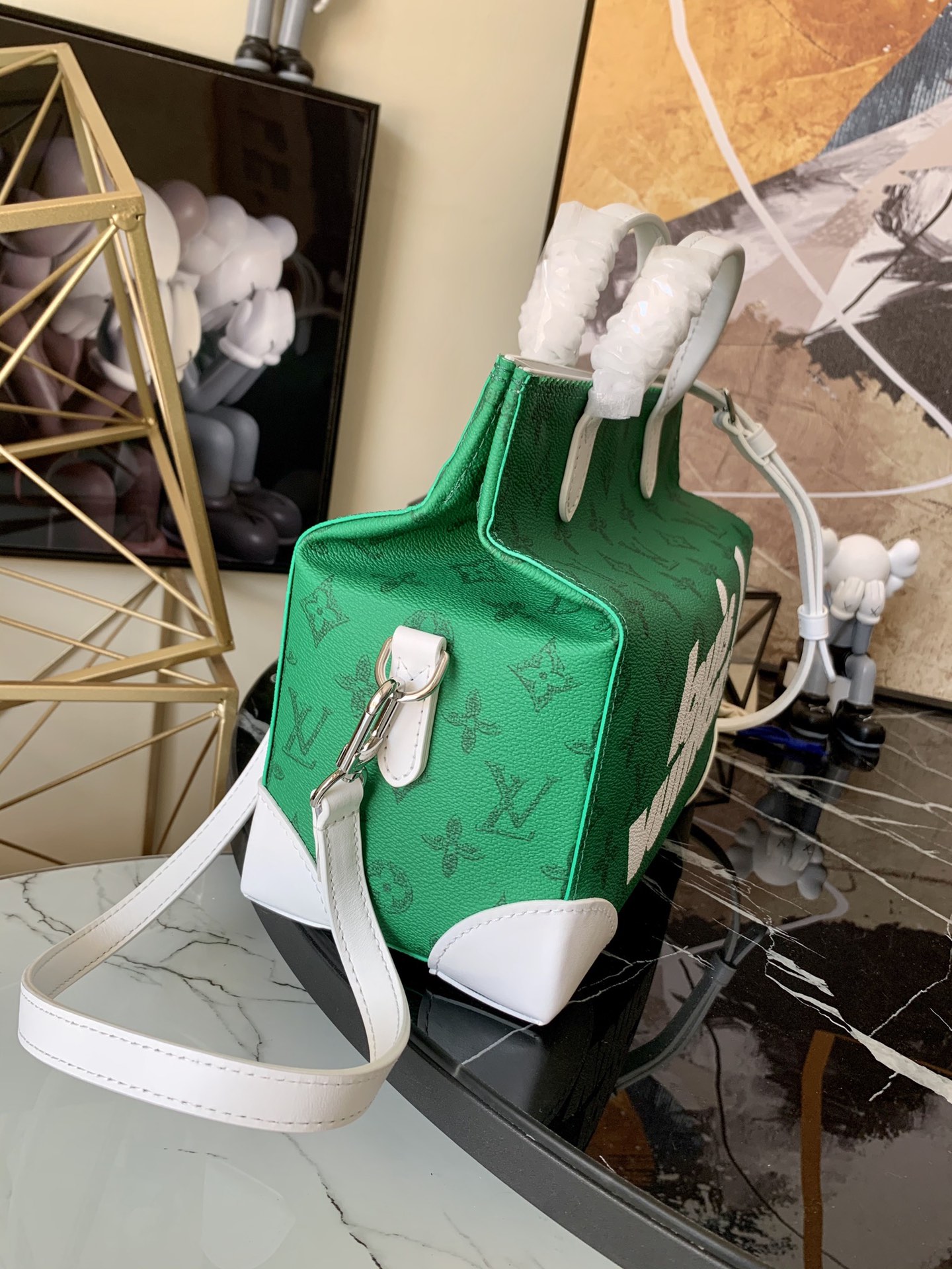 l0vis Vvtt0n litter bag vintage monogram canvas green leather m80815 24 x 21 x 12 cm