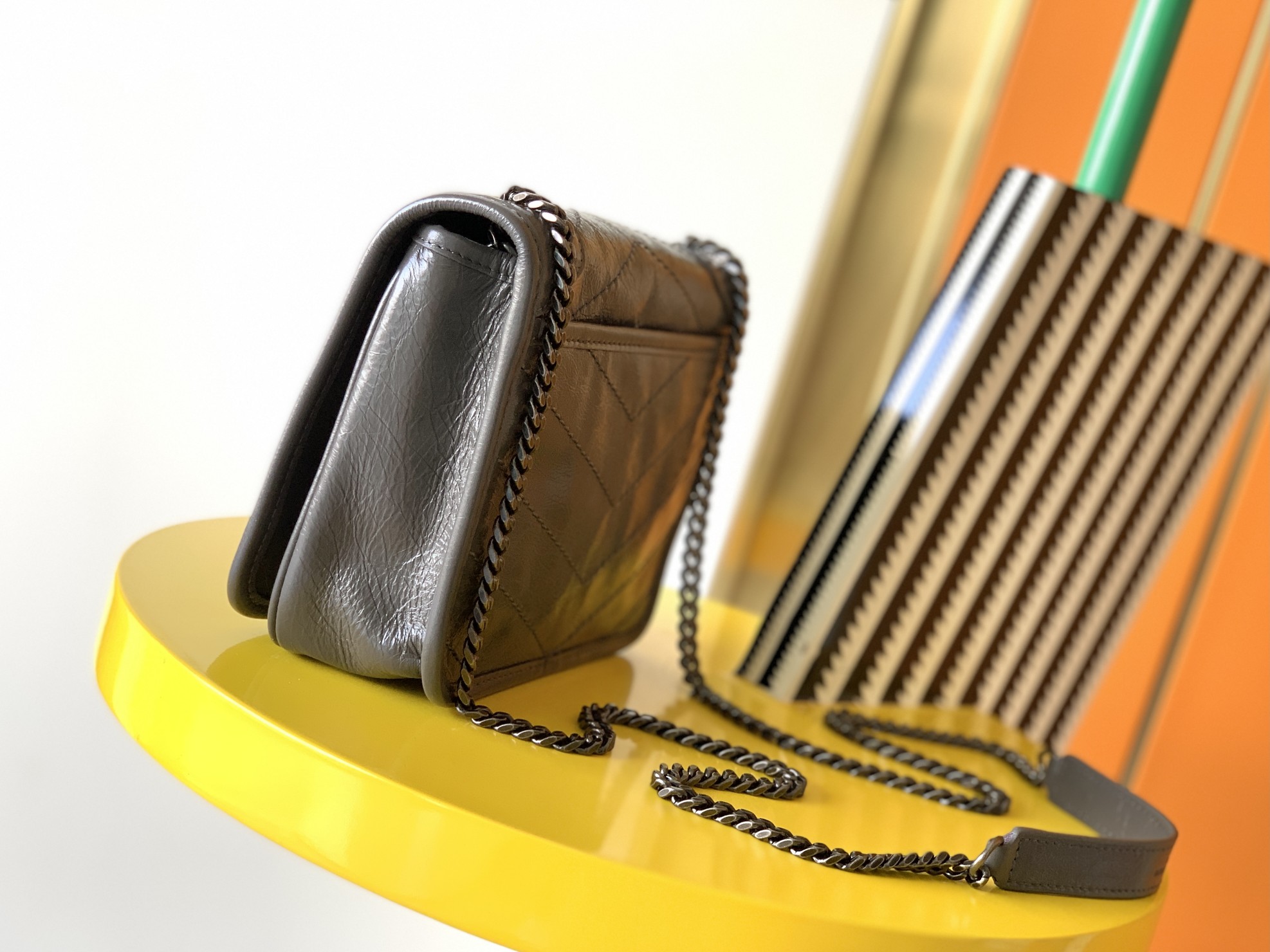 Y51 niki quilted crossbody bag leather dark grey 583103 19 x 15 x 6 cm