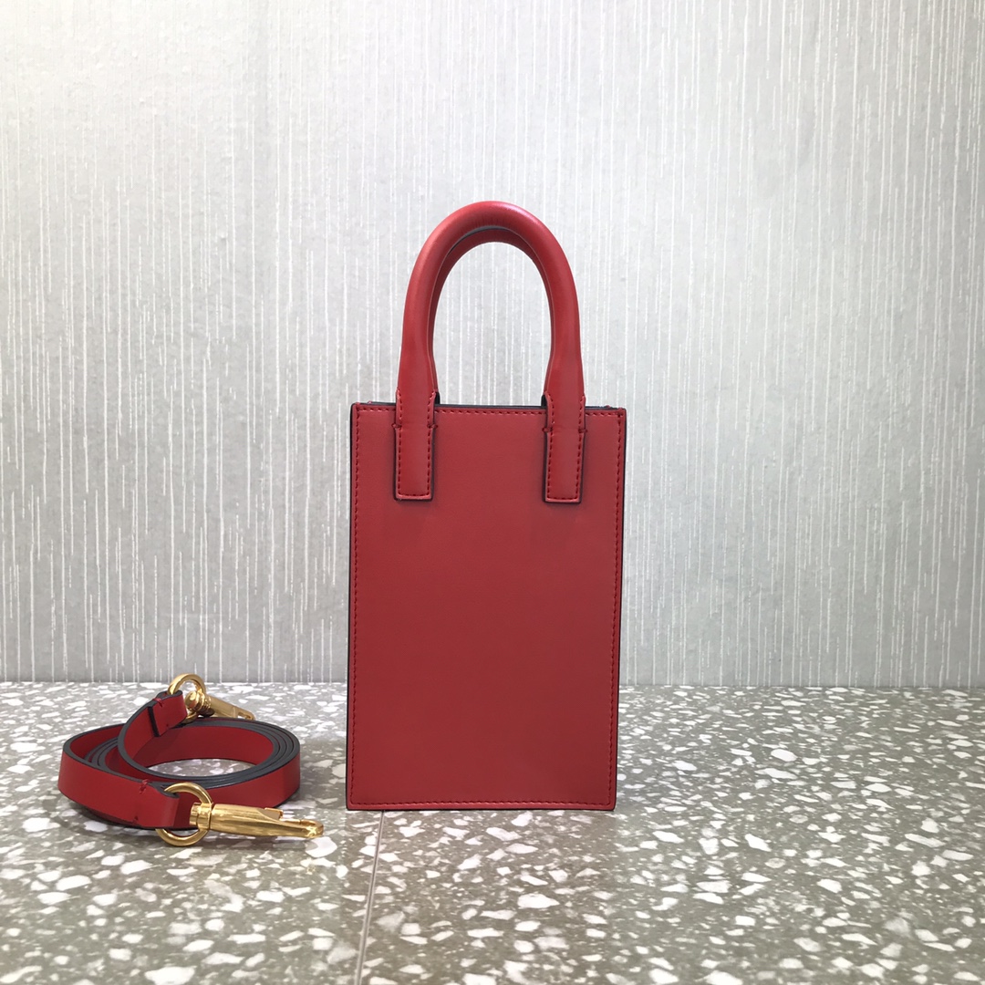 Va1e*ntin0 mini garavanivlogo walk tote bag calfskin leather red uw2p0u57qel 11 x 16.5 x 5.5 cm