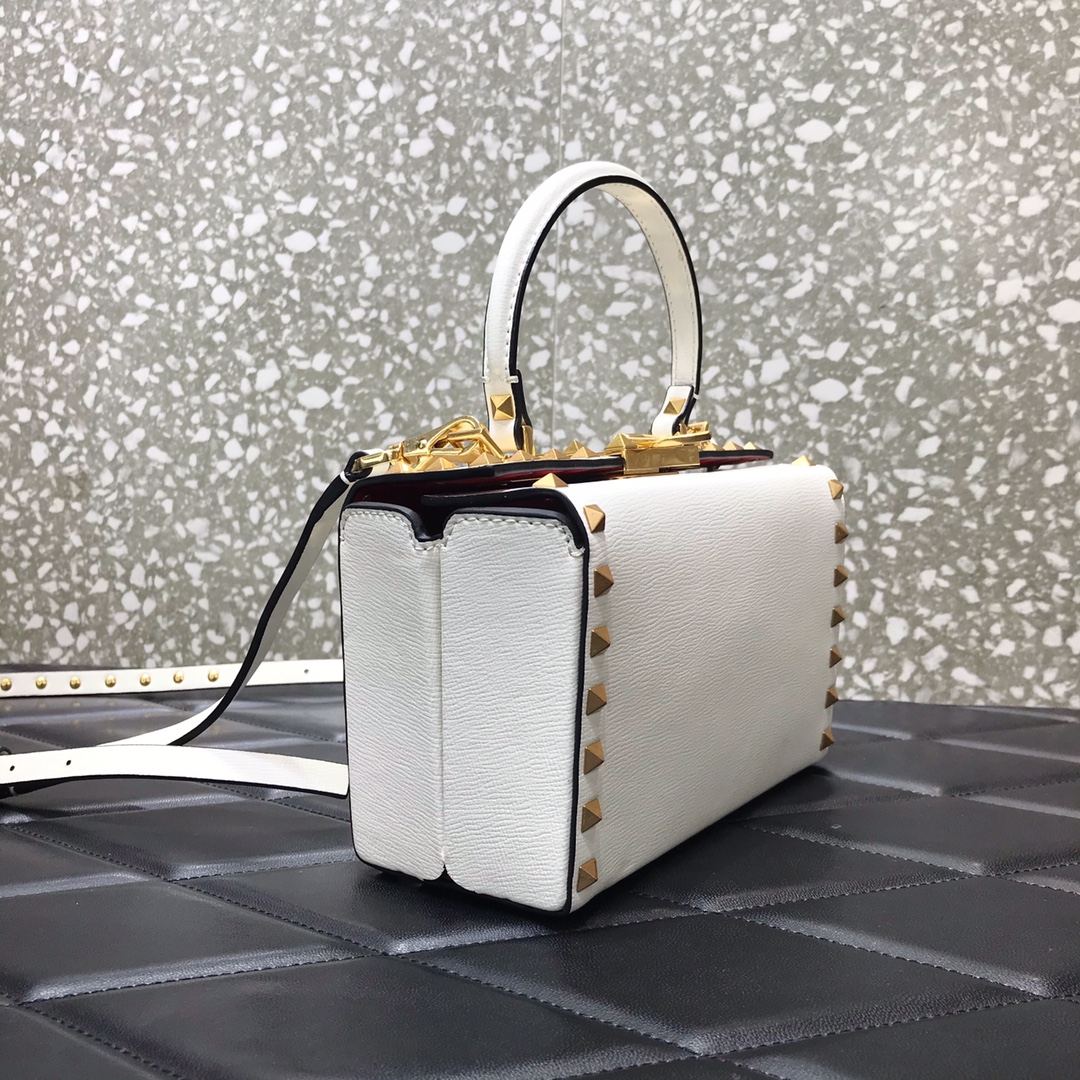 Va1e*ntin0 rockstud alcove grainy calfskin box bag white ww2b0j73wax 19 x 12 x 8 cm