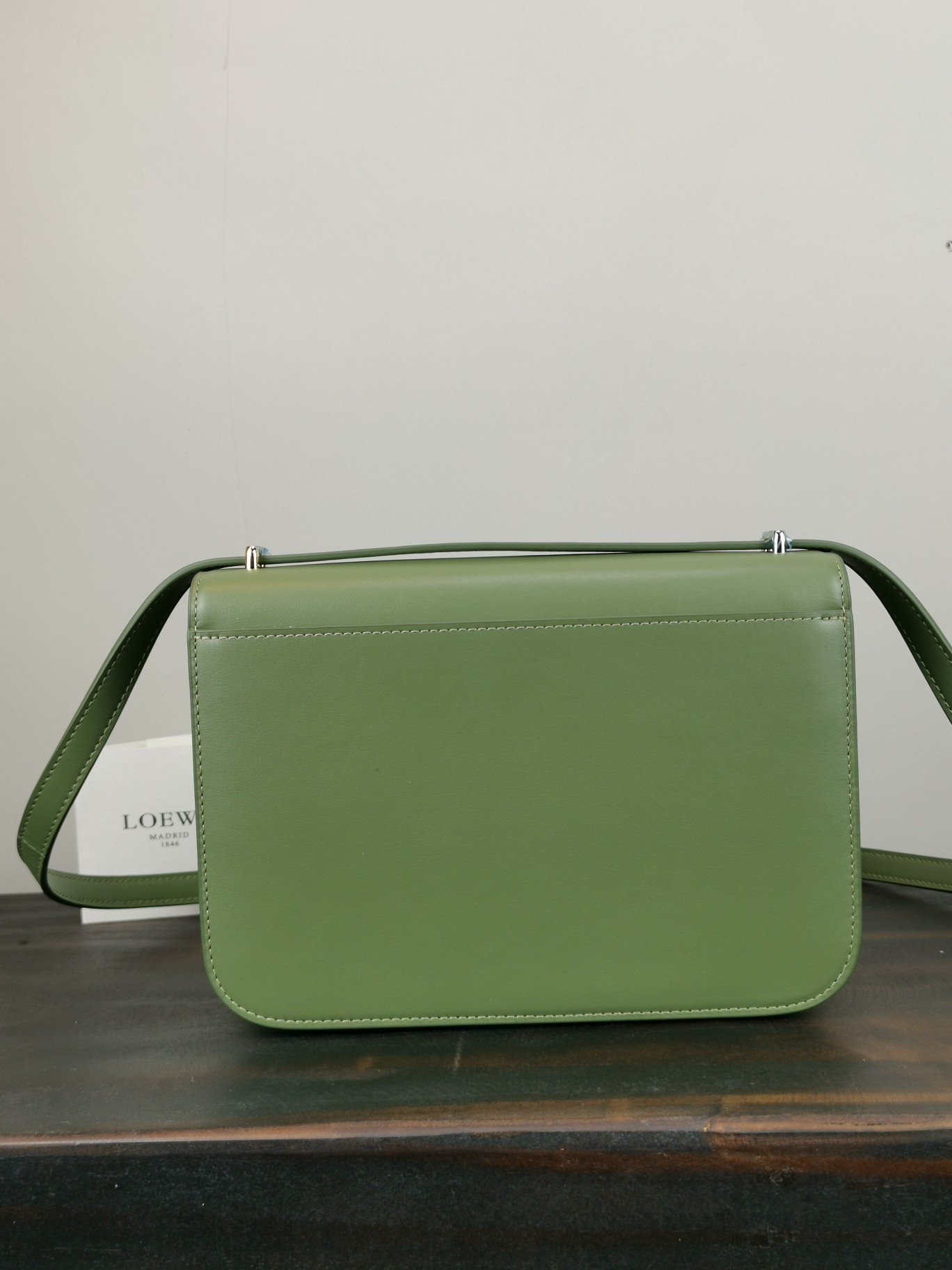 L0ew* medium goya bag silk calfskin avocado green a896n01x03 22.5 x 16.5 x 6.5 cm