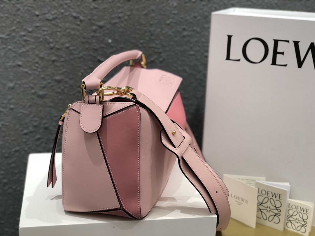L0ew* medium puzzle bag classic calfskin gold metal blossom/pink 322.30js20 29 x 18 x 12 cm