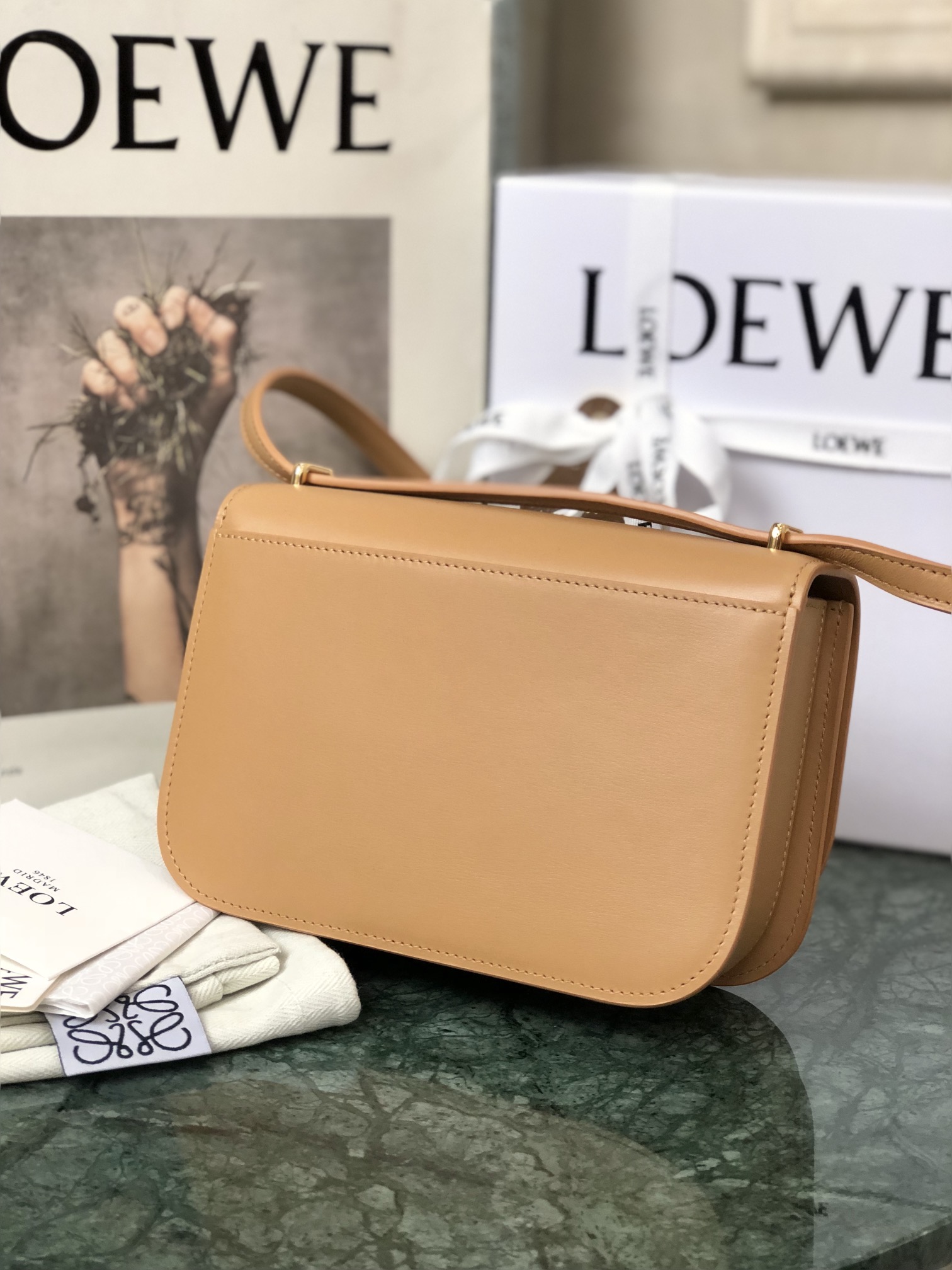L0ew* small goya bag silk calfskin warm desert a896n09x01 18.5 x 12.5 x 6 cm