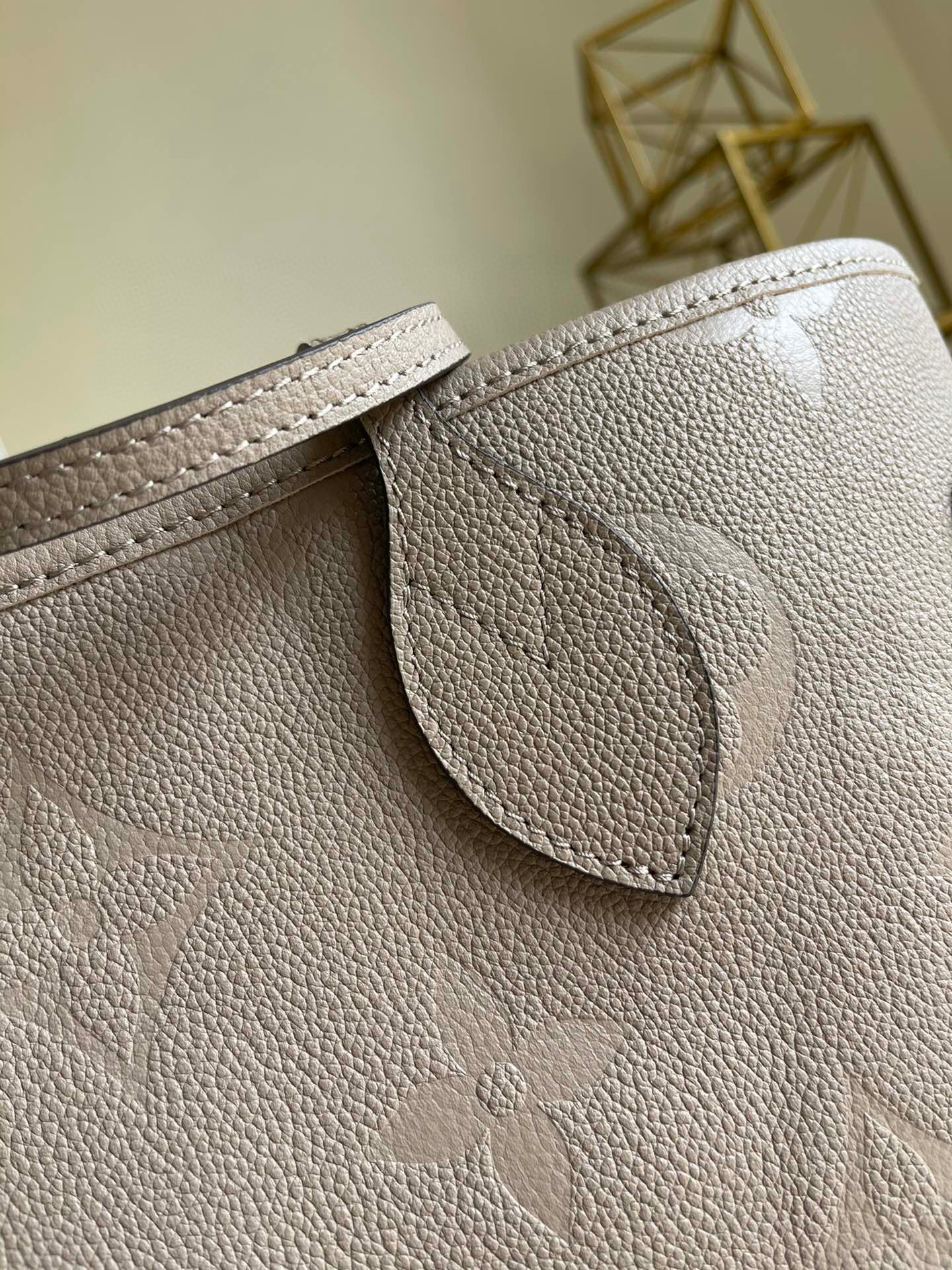 l0vis Vvtt0n neverfull mm monogram empreinte leather touretelle m45686 32 cm