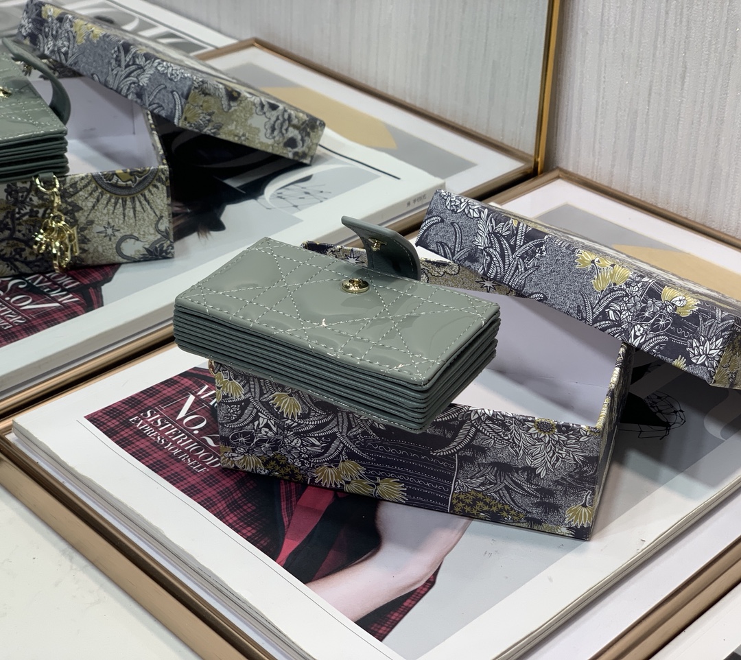 D10r lady D10r 5-gusset card holder patent cannage calfskin gray s0074 10.5 cm