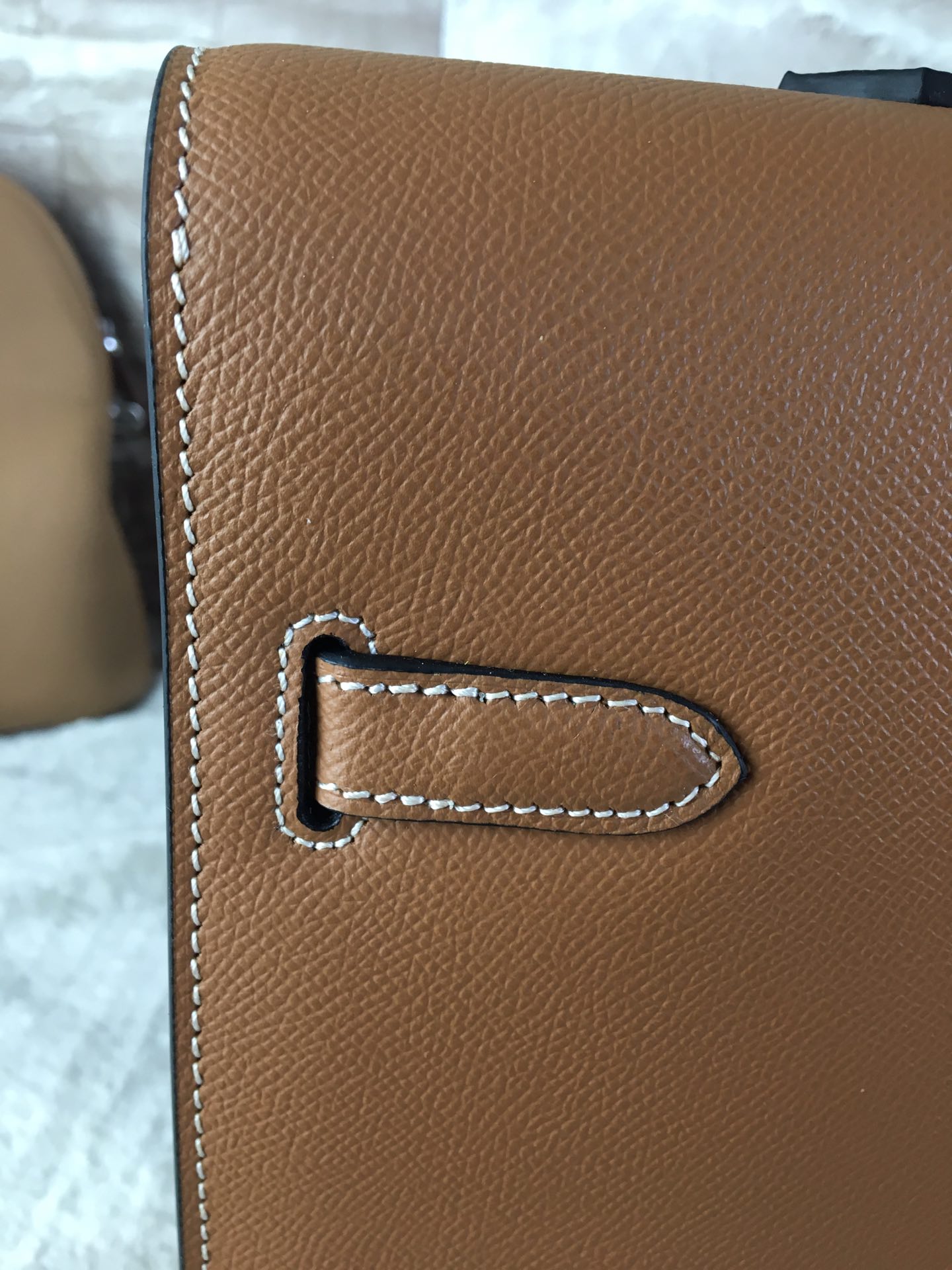 H**me5 kelly depeche briefcase epsom gold hardware brown 38 cm