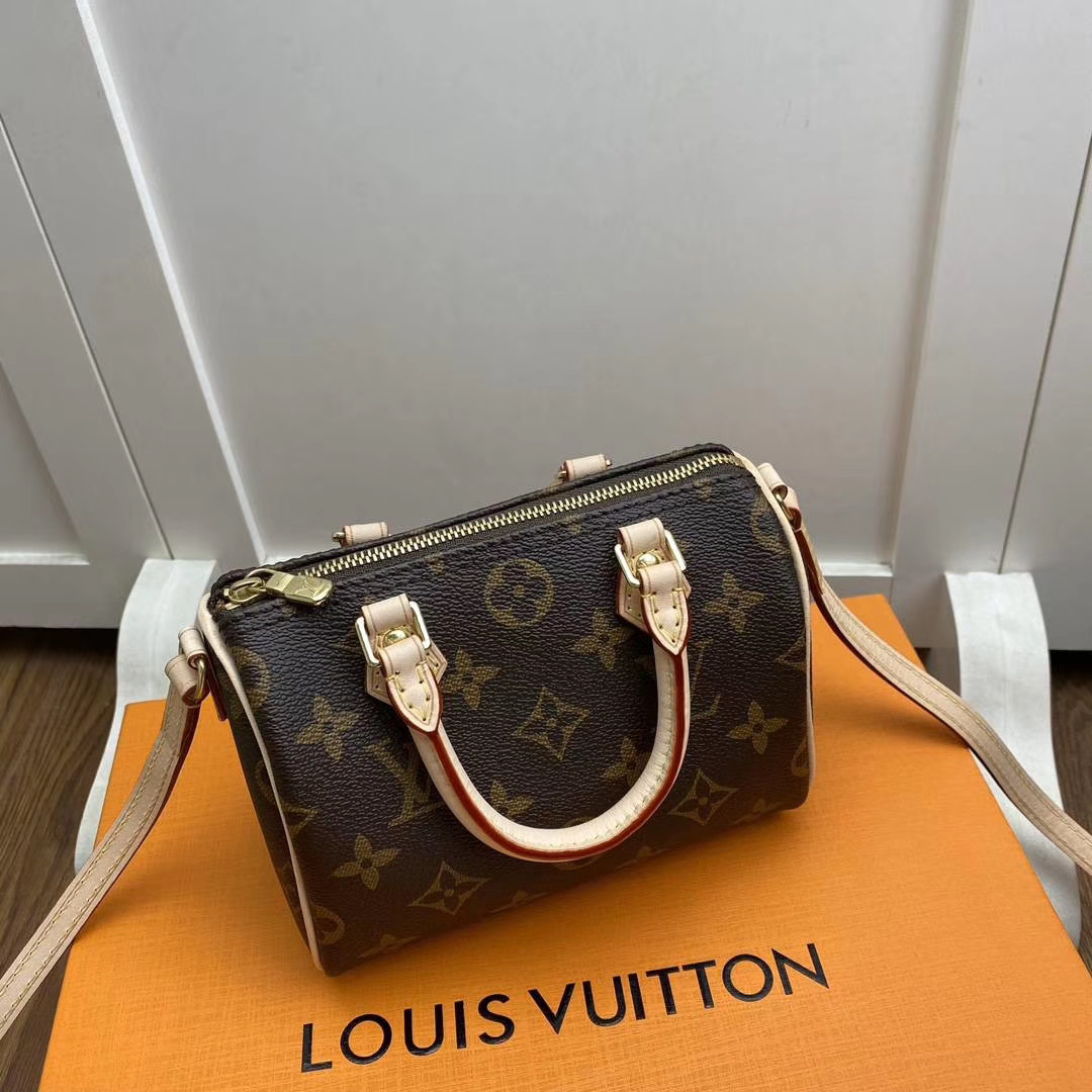 l0vis Vvtt0n nano speedy mng m61252 16 x 11 x 9 cm