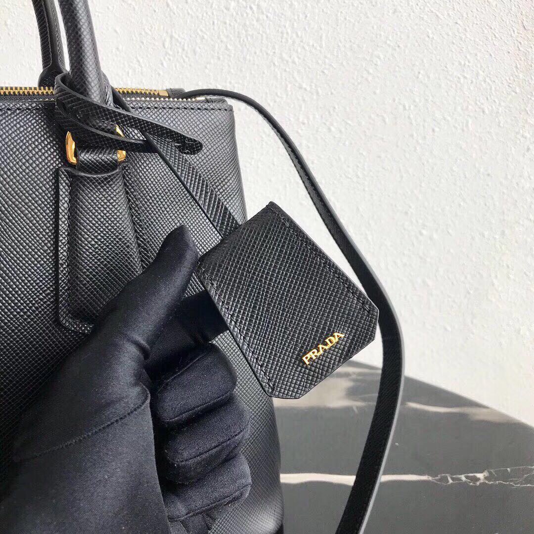 Pra*a medium galleria saffiano black 1ba232 31 × 22.5 × 13.5 cm