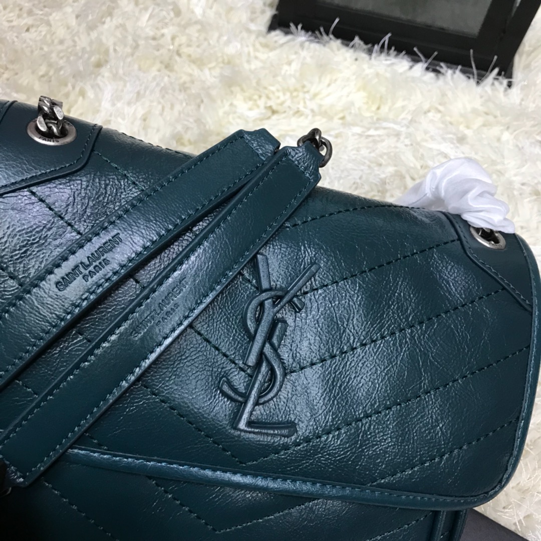 Y51 niki baby in lambskin leathe dark teal 5330371 22 x 16.5 x 12 cm