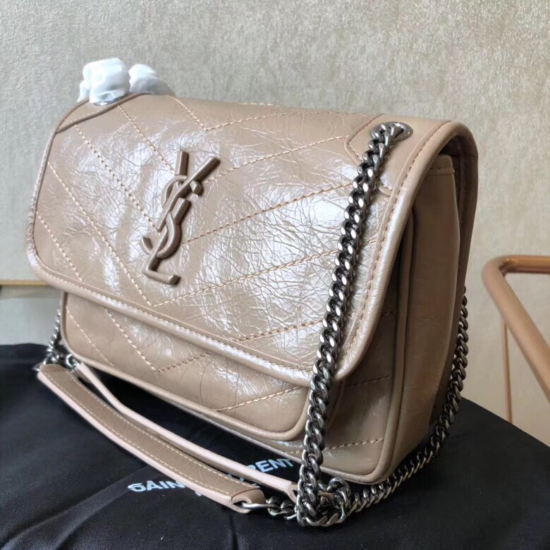Y51 niki baby in lambskin leathe beige 5330371 22 x 16.5 x 12 cm