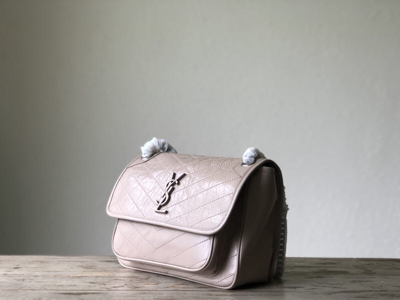 Y51 niki medium crinkled vintage leather beige 4988940 28 x 20 x 8 cm