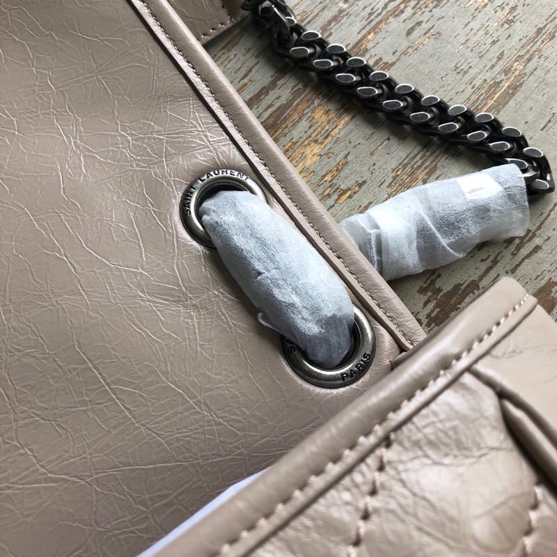 Y51 niki medium crinkled vintage leather beige 4988940 28 x 20 x 8 cm