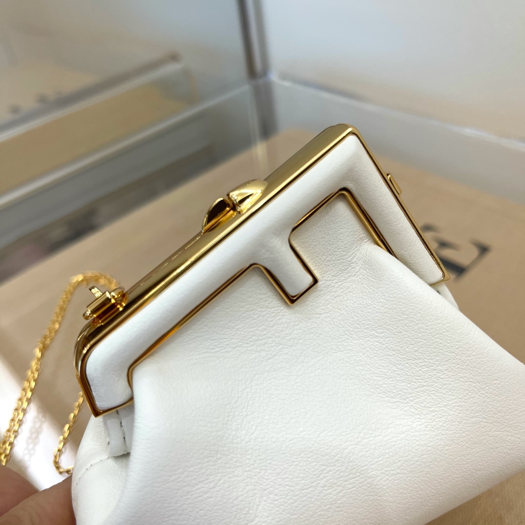 F**di nano first charm nappa leather white 7as051 11.5 x 5.5 x 10 cm