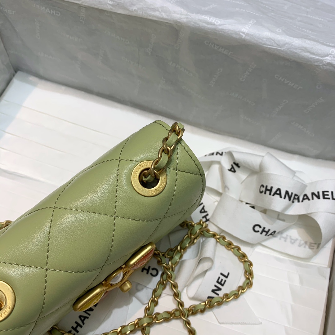 Ch**el small calfskin crystal pearls flap bag mint as2251 14.5 x 5 x 10.5 cm