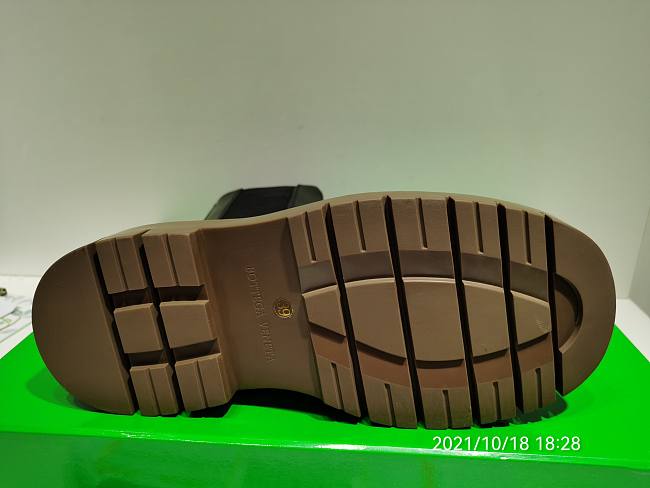 b0tt*ga Ven*ta boots in black/ brown