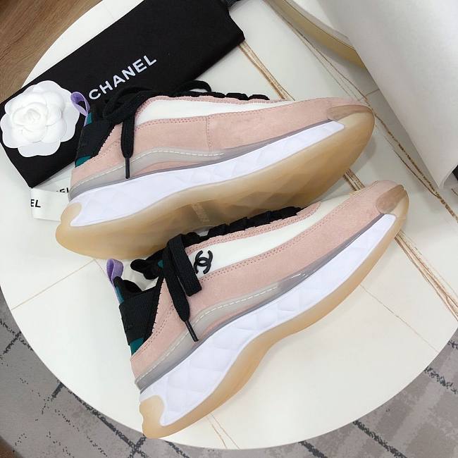 Ch**el sneaker 02