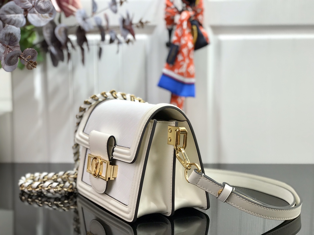 l0vis Vvtt0n mini dauphine epi leather white m55964 20 x 15 x 9 cm