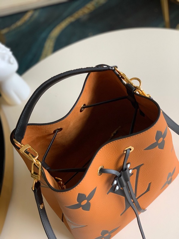 l0vis Vvtt0n crafty neonoe mm orange m56888 26 cm