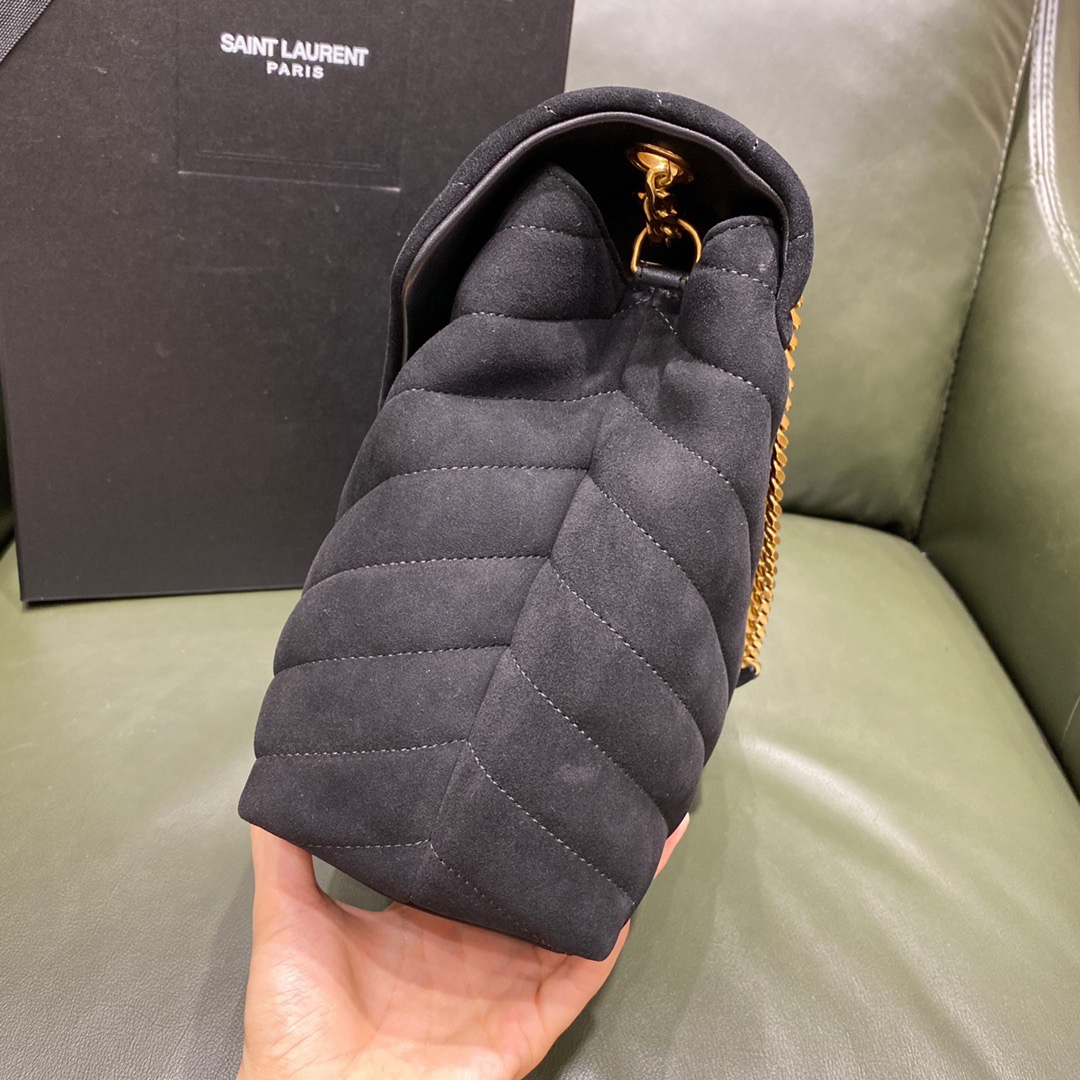 Y51 medium loulou in matelassé "y" black suede 5749461 32 x 22 x 12 cm