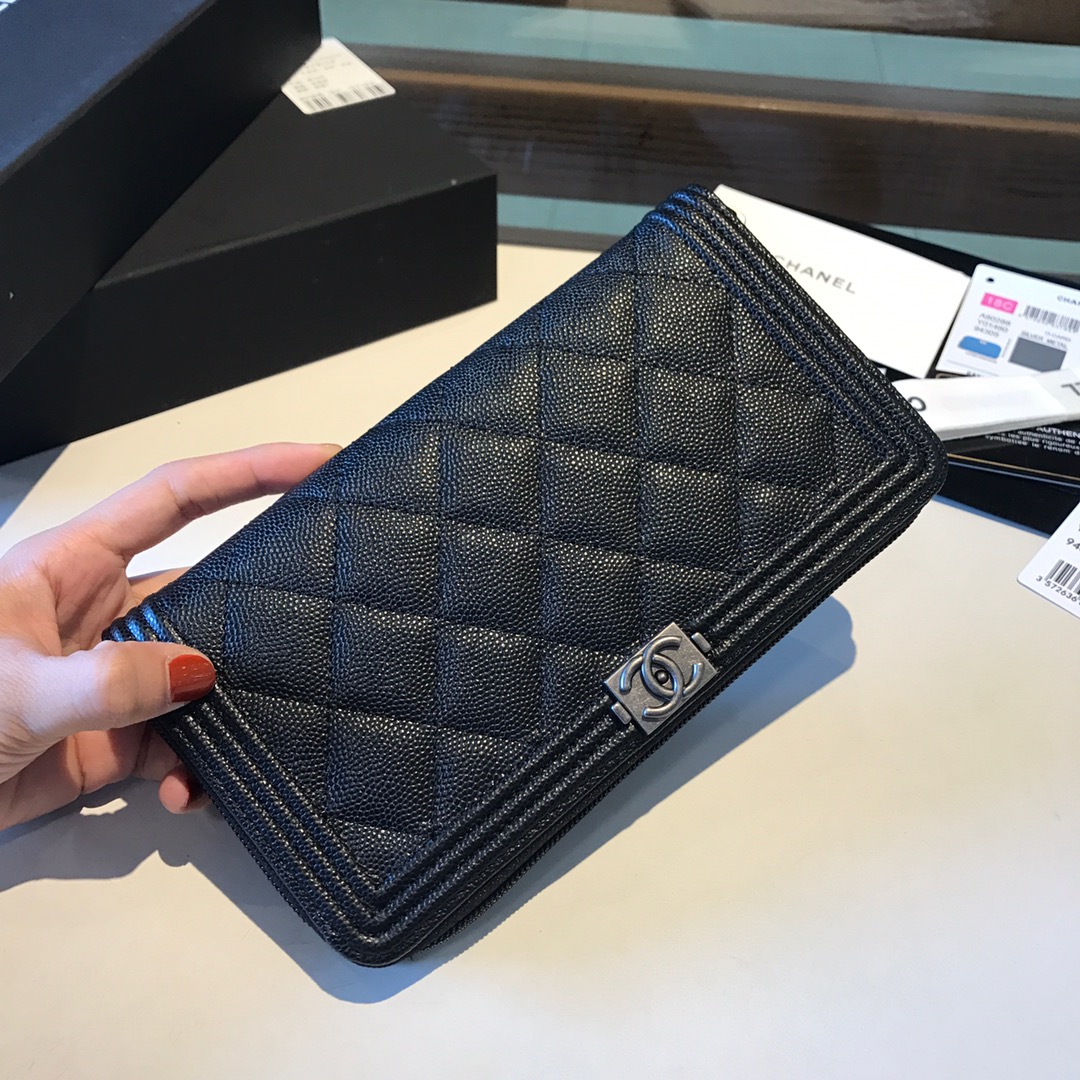 Ch**el boy long zipped wallet black metal grained leather black a80815 19cm