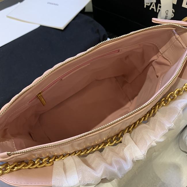 Ch**el state of the art hobo bag pink as0845 21 x 24 x 14 cm