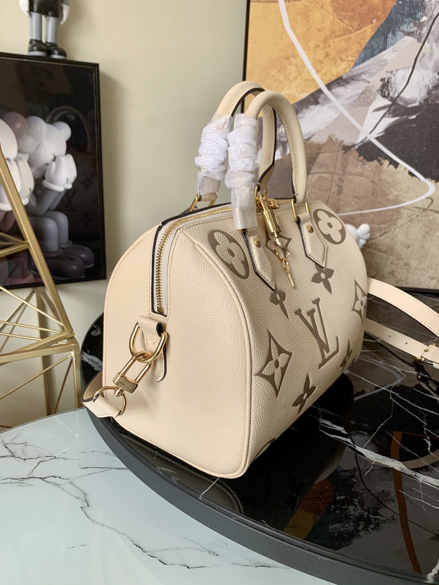 l0vis Vvtt0n speedy bandoulière 25 bicolor monogram pattern creme/beige m58947 25 x 19 x 15 cm
