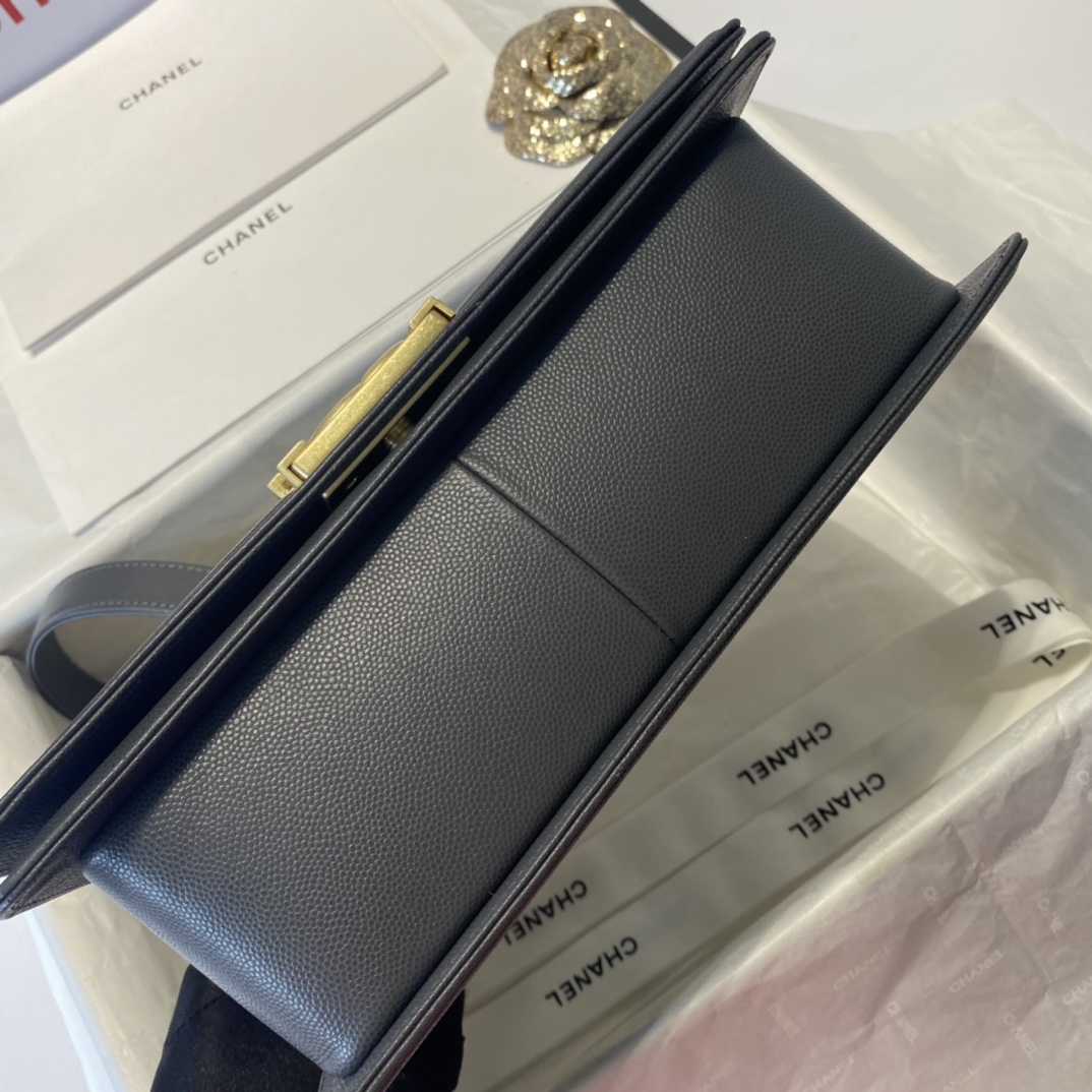 Ch**el medium boy bag chevron gold-tone metal grained leather dark gray a67086 25cm