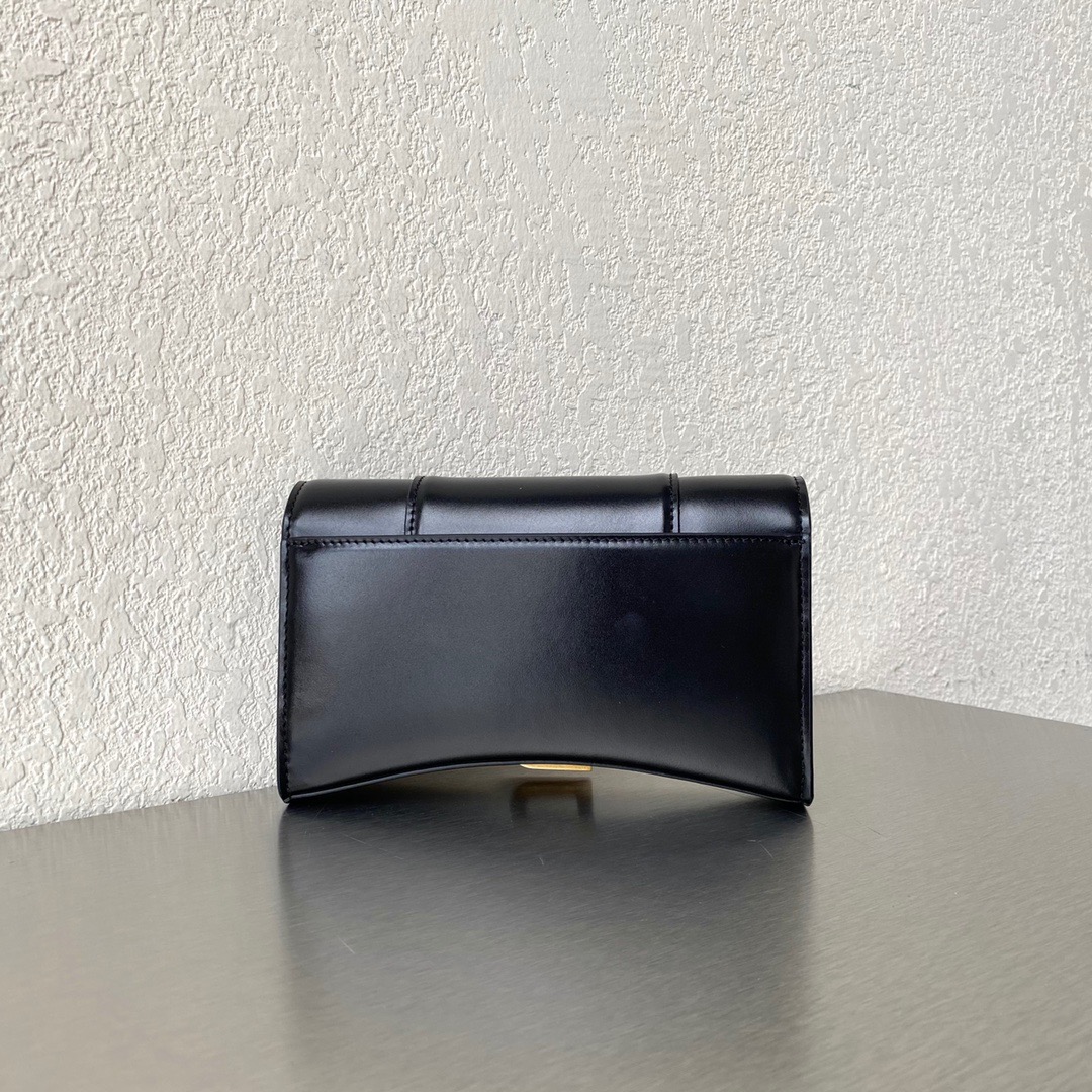 Ba1en*iaga hourglass wallet on chain black 6560501 19 x 12 x 5 cm