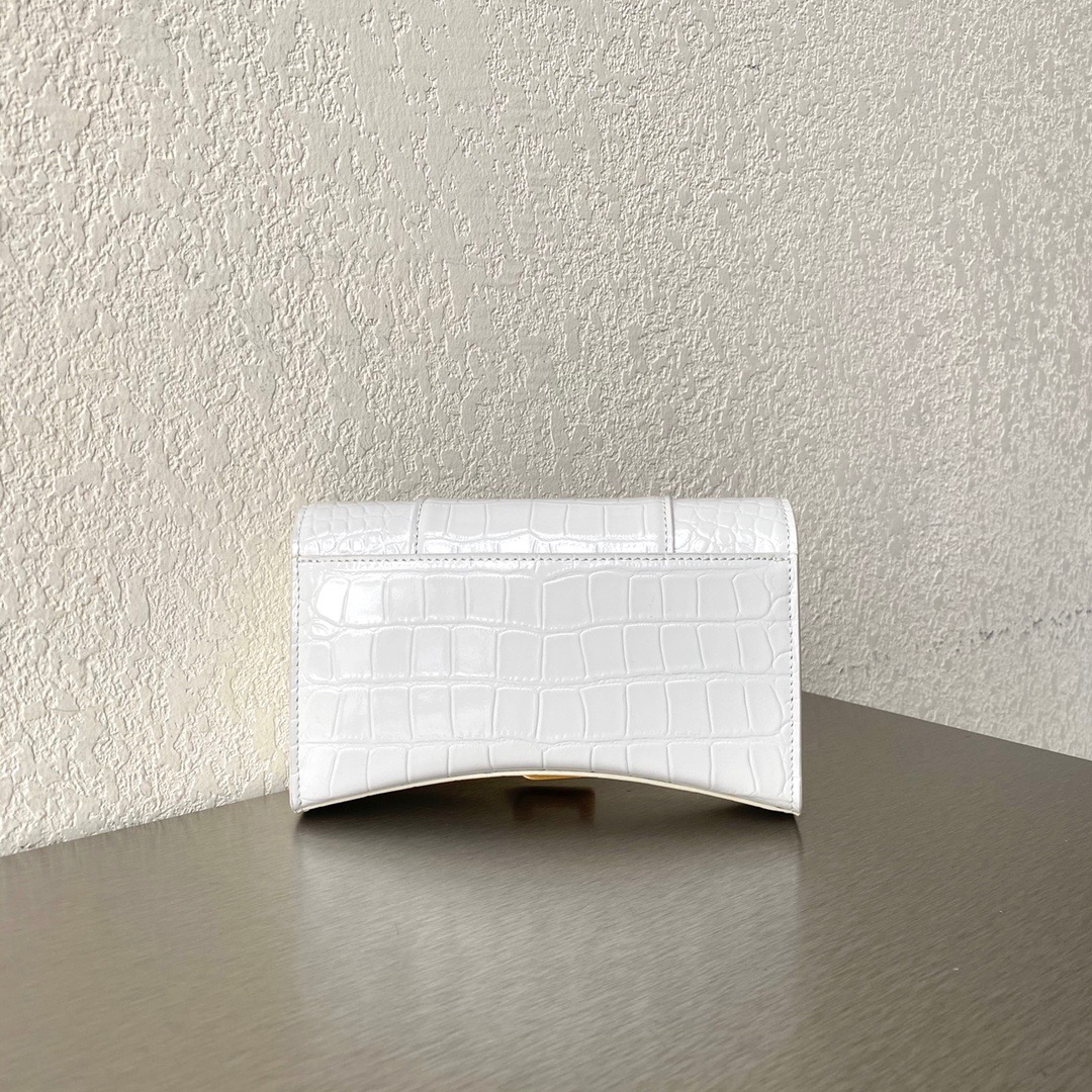 Ba1en*iaga hourglass wallet on chain crocodile leather white 6560501 19 x 12 x 5 cm