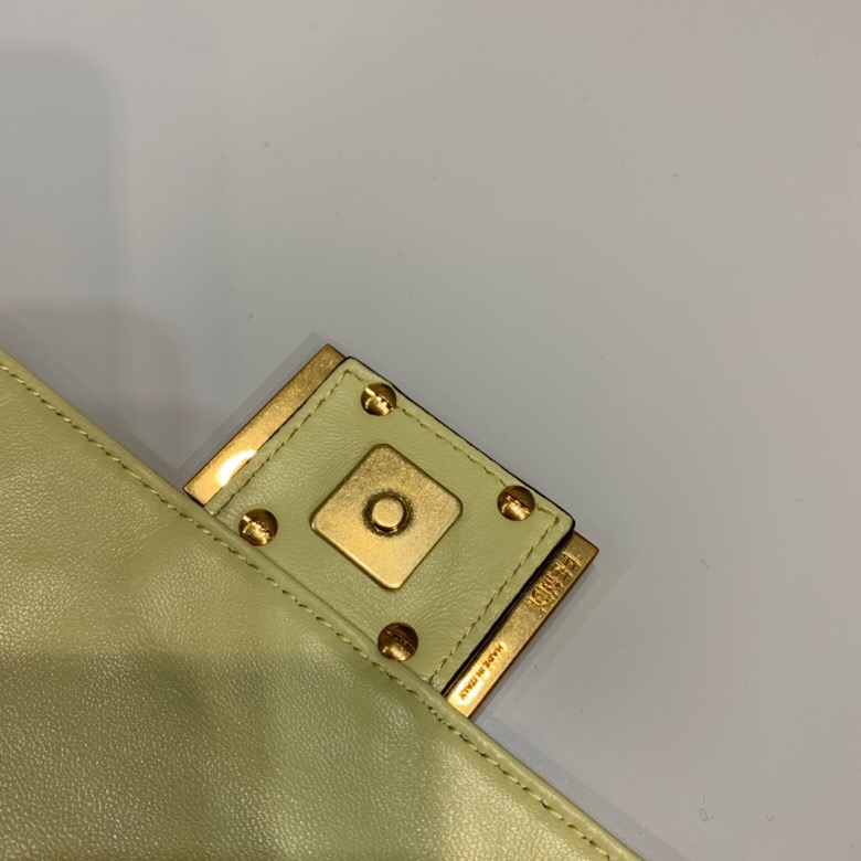 F**di small baguette nappa leather lime 8bs017 18 x 4 x 11 cm