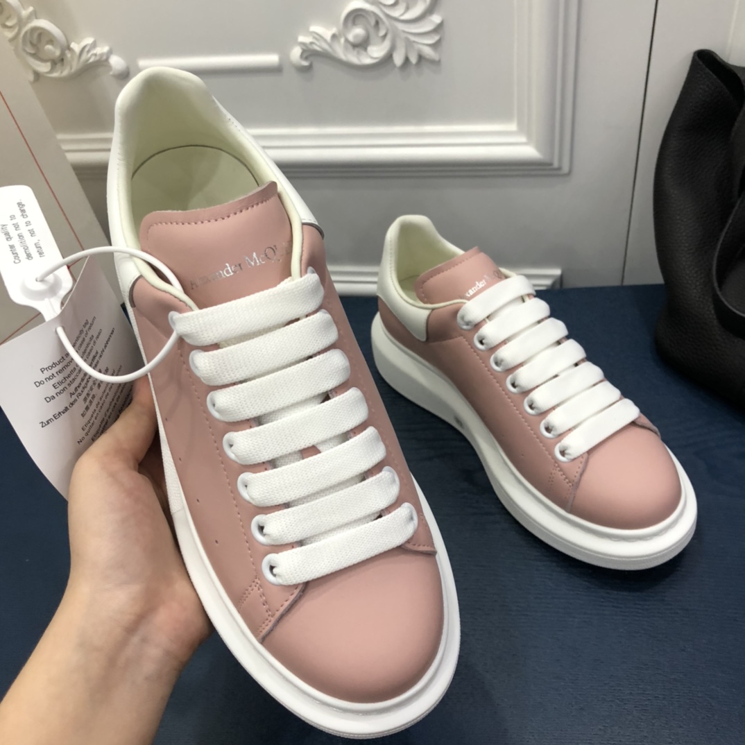 a1exa*der Mcqv*en oversized sneaker pastel pink/white