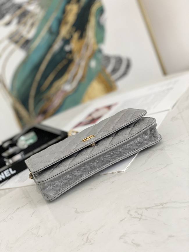 Ch**el wallet on chain gray ap2298 19.2 × 12.3 x 3.5 cm
