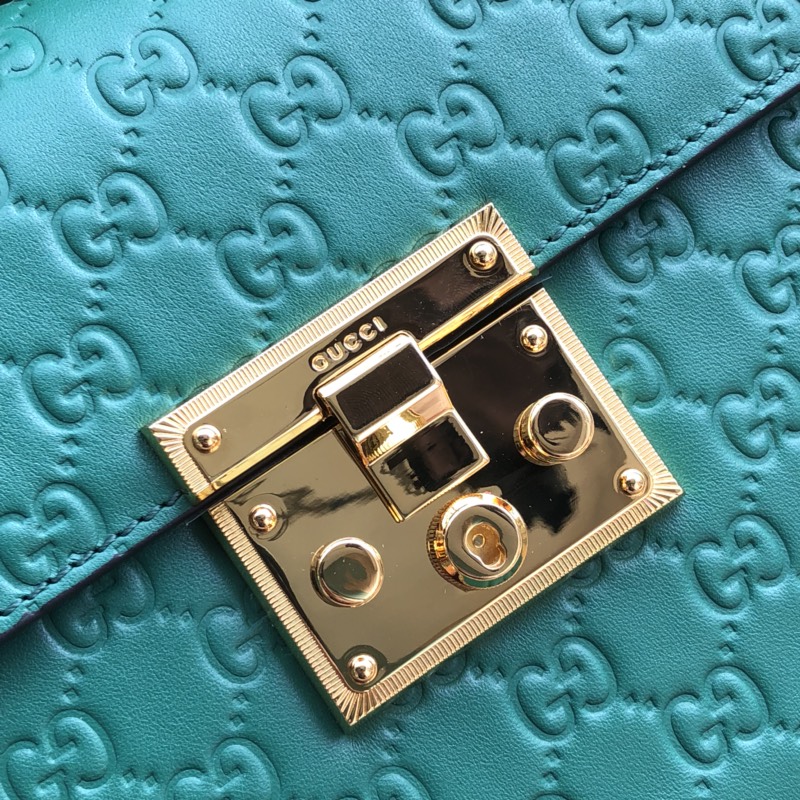 Gvc*1 padlock small top handle bag signature leather green 453188 28 x 19 x 11 cm