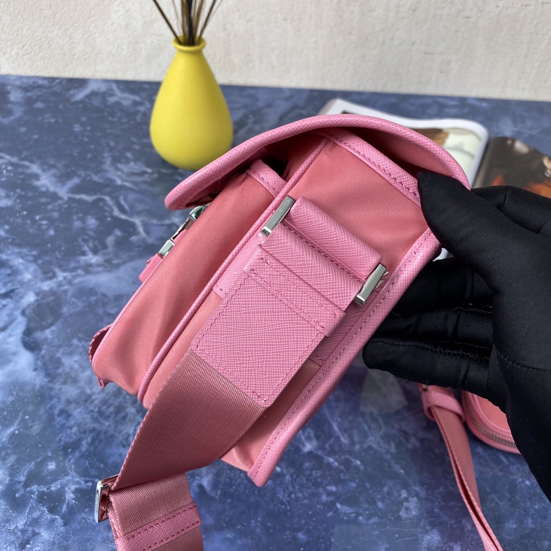 Pra*a re-nylon/saffiano leather shoulder bag pink 2vd034 16 x 22 x 8.5 cm