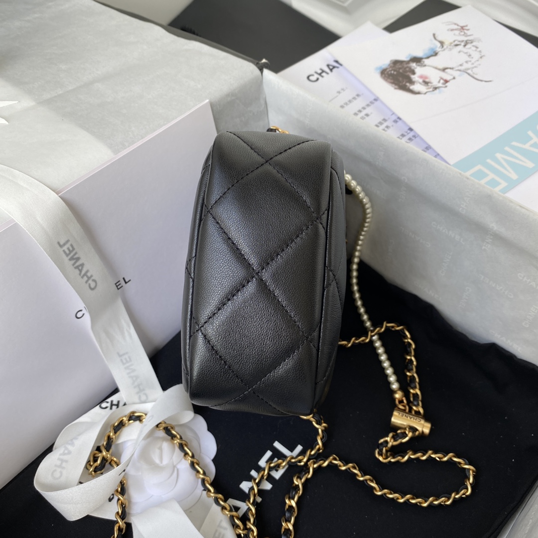 Ch**el mini camera case leather black as2857 16 x 12 x 6 cm