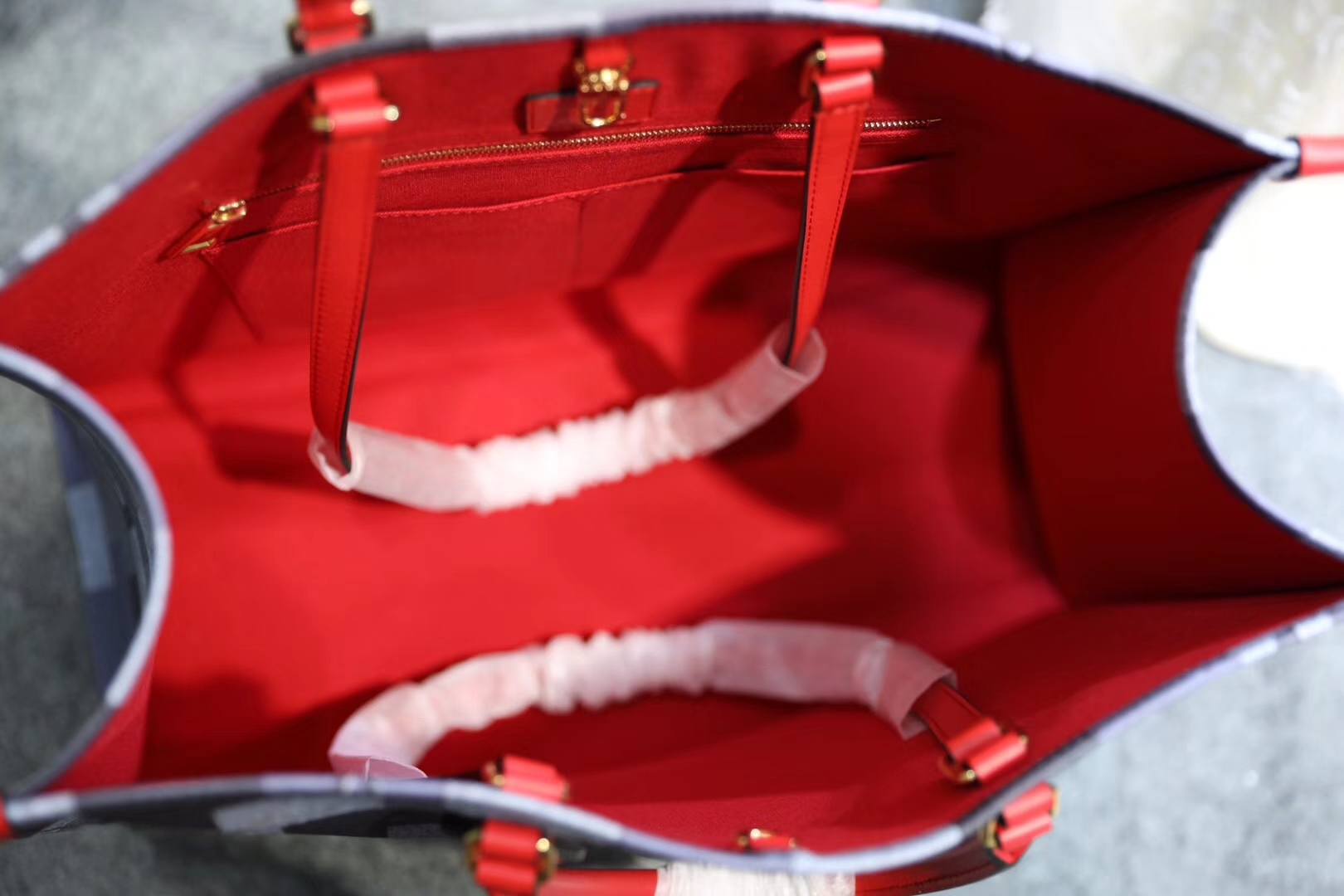 LV bag m44569 onthego 41cm