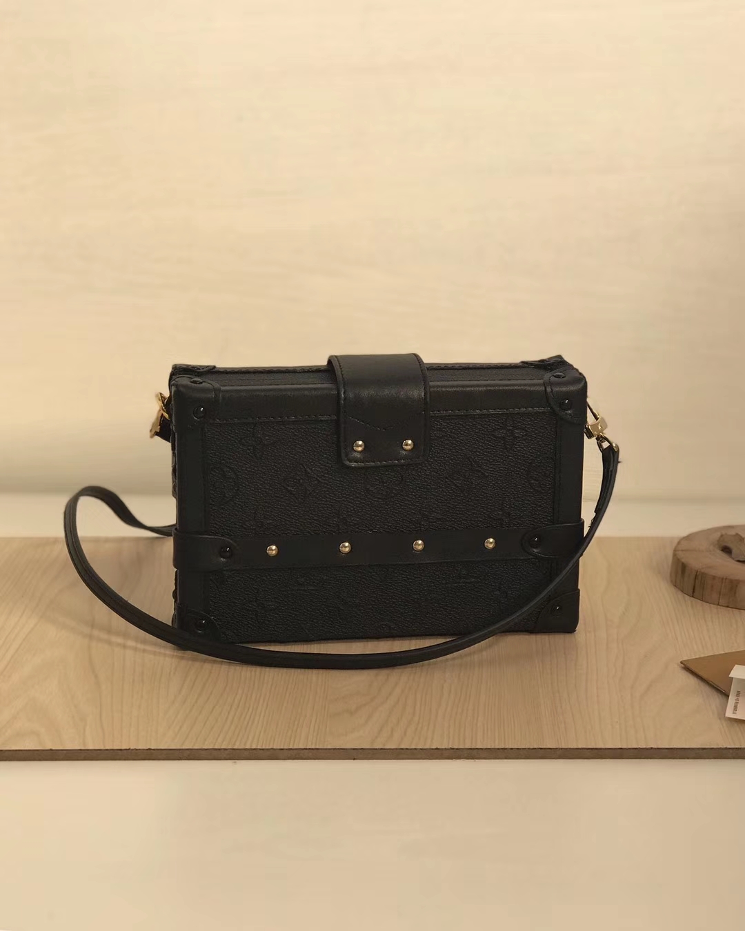 Petite mall Box Bag Black M51600 20cm