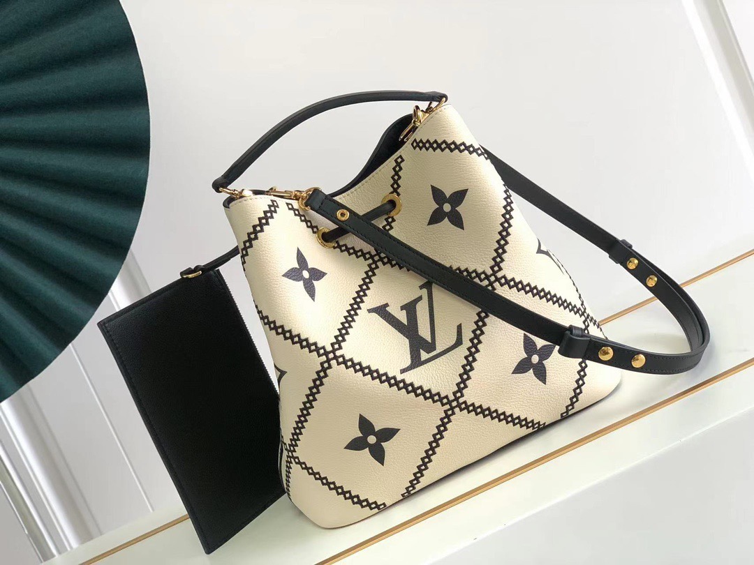 LV NÉONOÉ MM Monogram Bag M46028 26cm