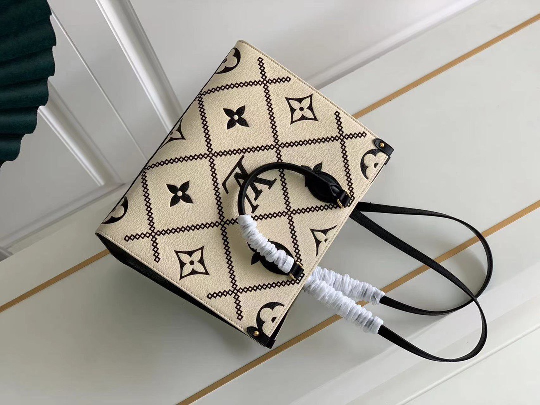 l0vis Vvtt0n onthego mm tote bag white m46015 35 cm