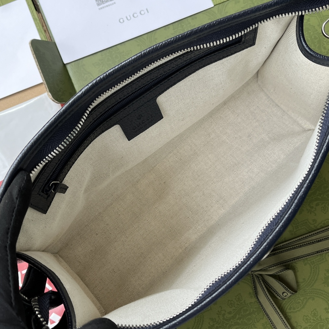 Gvc*1 small handle bag 598234 28cm