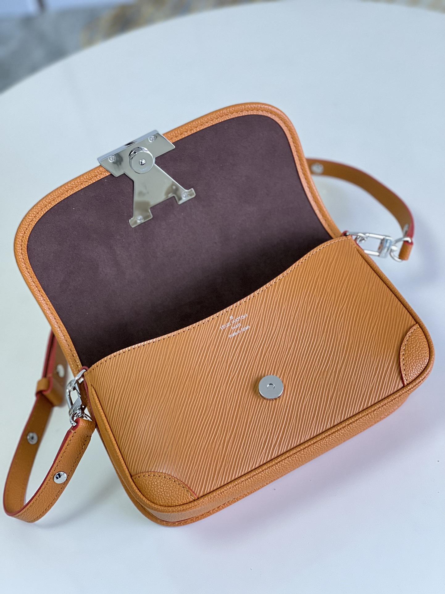 l0vis Vvtt0n buci handbag m59386 24.5cm 02