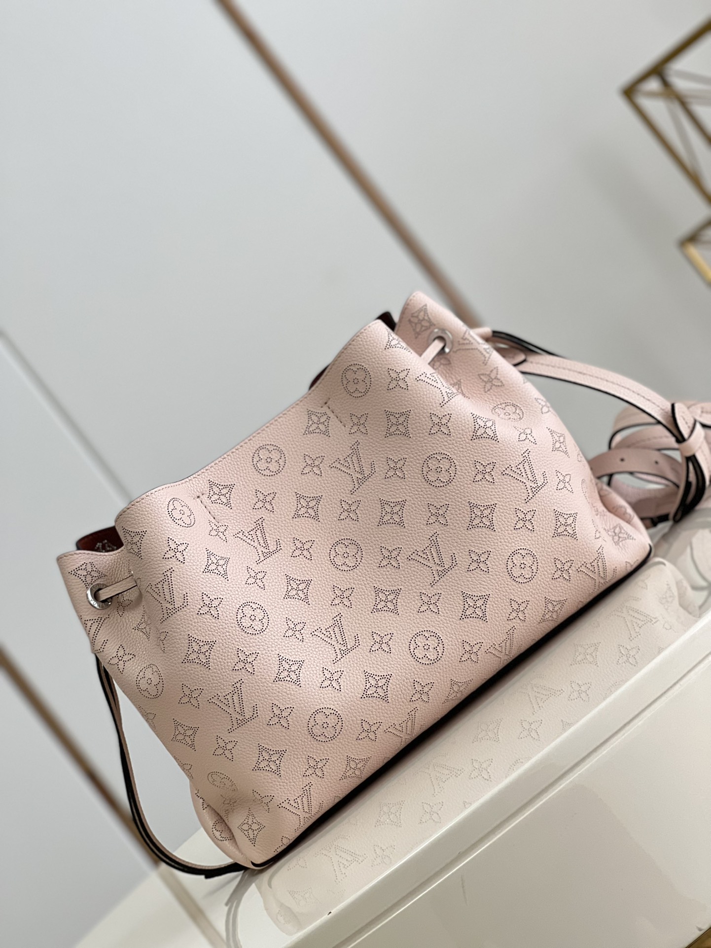 LV M59203 Bella Tote BAG 32CM