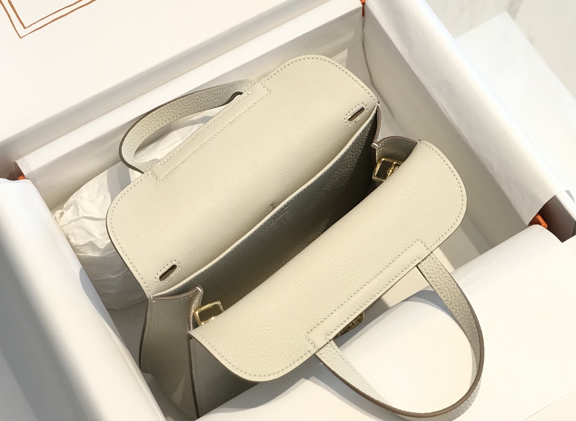H**me5 white bag halzan 22cm